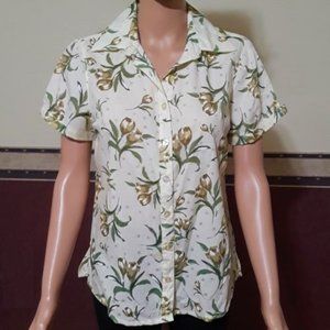BASIC EITIONS IVORY/GREEN FLORAL SHORT SLEEVE BUTTON FRONT BLOUSE SIZE S NWOT